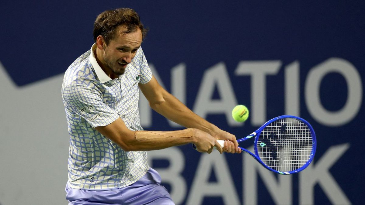 'I didn’t wake up. Sorry, guys': Daniil Medvedev threatens future match boycotts over scheduling conflicts 'I didn’t wake up. Sorry, guys': Daniil Medvedev threatens future match boycotts over scheduling conflicts