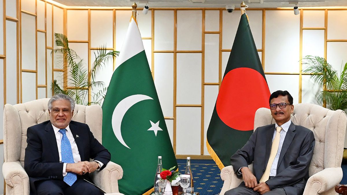 Foreign Affairs Advisor of Bangladesh's interim government Mohammad Touhid Hossain (R) with Pakistan's Foreign Minister Ishaq Dar during a bilateral meeting in Dhaka on August 24, 2025. Bangladesh's Ministry of Foreign Affairs/AFP Foreign Affairs Advisor of Bangladesh's interim government Mohammad Touhid Hossain (R) with Pakistan's Foreign Minister Ishaq Dar during a bilateral meeting in Dhaka on August 24, 2025. Bangladesh's Ministry of Foreign Affairs/AFP