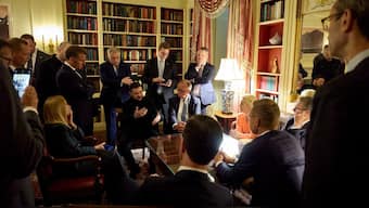 Ukrainian President Volodymyr Zelenskyy speaks with French President Emmanuel Macron, German Chancellor Friedrich Merz, Britain's Prime Minister Keir Starmer, European Commission's President Ursula von der Leyen, Italian Prime Minister Georgia Meloni, Finland's President Alexander Stubb and NATO's Secretary General Mark Rutte, at the White House Library, in Washington, DC, US, August 18, 2025. Image/Ukrainian Presidential Press Service
