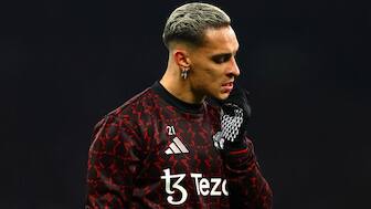 Manchester United's Antony during the warm up before the match. Image: Reuters