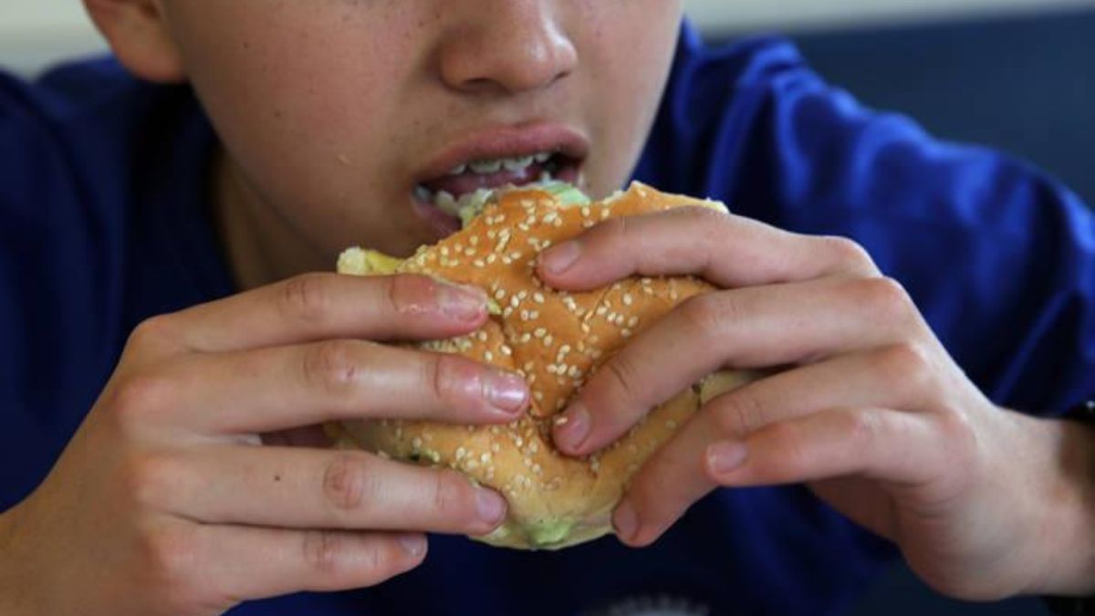 Ditch that soda and noodles. The lung cancer link to ultra-processed foods