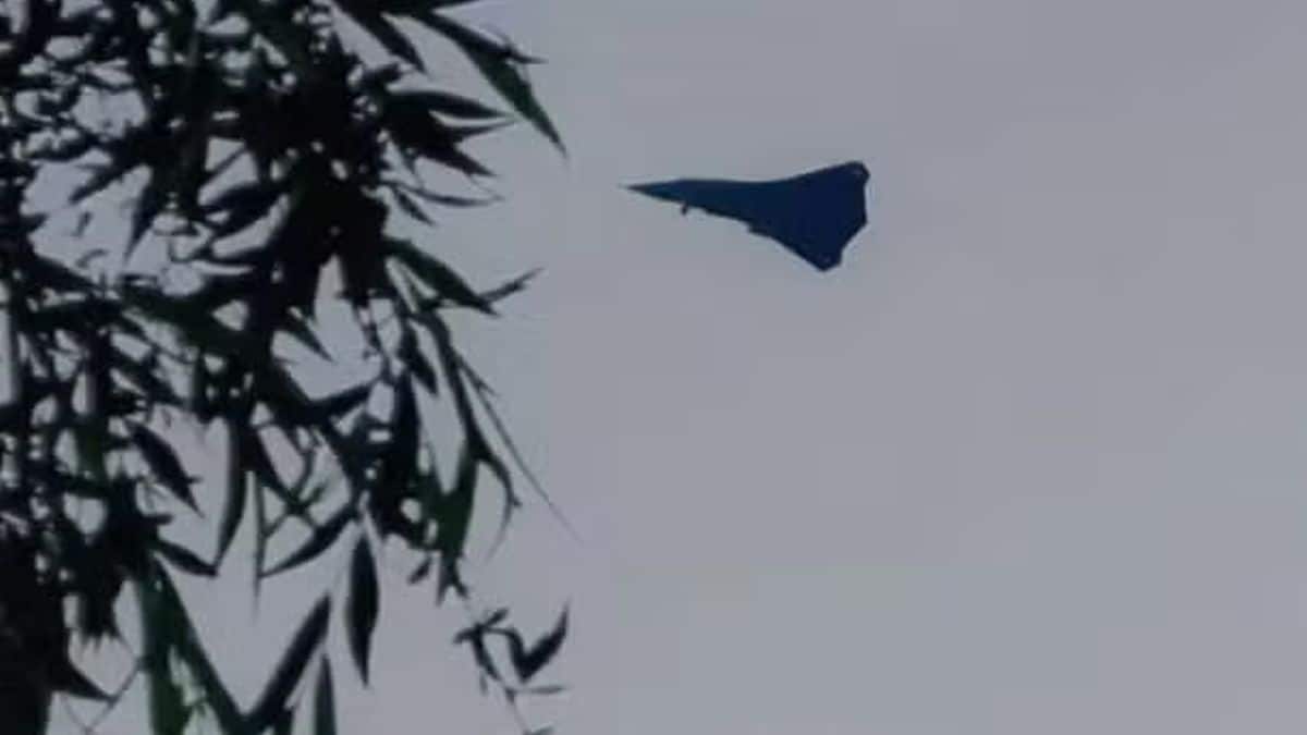 Is it a plane or a drone? Why images from China are sparking sixth-gen aircraft rumours