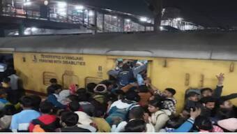 Visuals during stampede at New Delhi Railway station