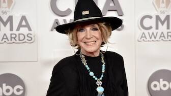 Jeannie Seely, soulful country singer behind hits like 'Don't Touch Me,' dies at 85