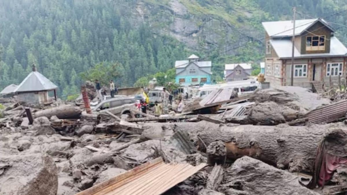 <div>J&K rain fury: 3 killed in Ramban cloudburst, 4 missing; rescue ops underway</div>