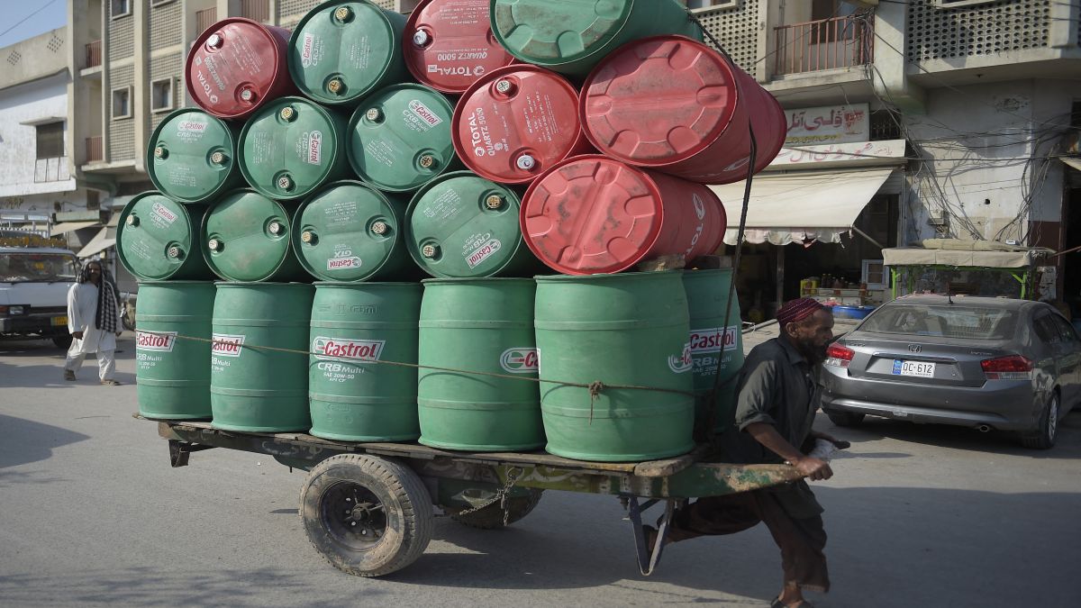 Trump wants to develop ‘massive oil reserves’ in Pakistan. Does the country have enough? Trump wants to develop ‘massive oil reserves’ in Pakistan. Does the country have enough?