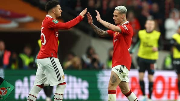 Manchester United may reintroduce exiled players into first team if right price not offered