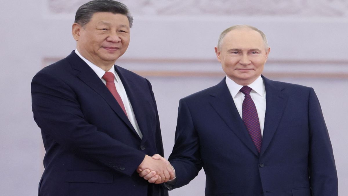 Russian President Vladimir Putin with his Chinese counterpart Xi Jinping. File image/Reuters Russian President Vladimir Putin with his Chinese counterpart Xi Jinping. File image/Reuters