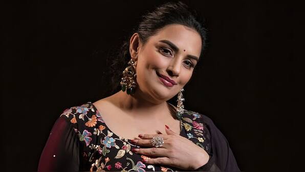 Kerala HC orders interim stay on proceedings in FIR against actor Shwetha Menon