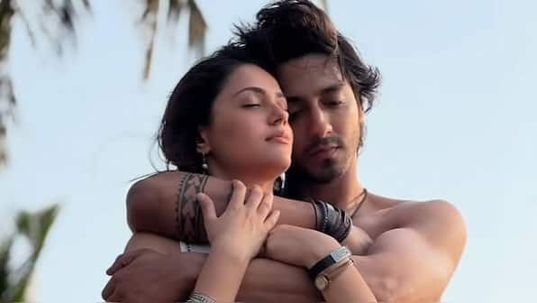 'Saiyaara': Ahaan Panday and Aneet Padda win 'Breakout Stars' award amid the film's blockbuster success, actors react