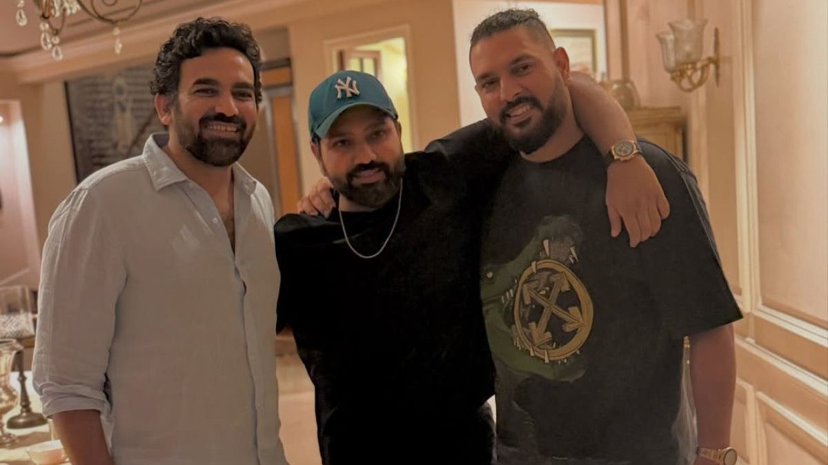Zaheer Khan met Rohit Sharma and Yuvraj Singh amid reports of leaving LSG. Insta/Zaheer Zaheer Khan met Rohit Sharma and Yuvraj Singh amid reports of leaving LSG. Insta/Zaheer