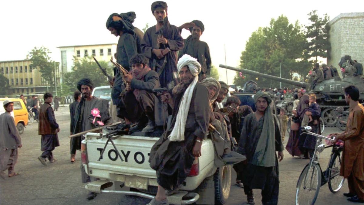 Taliban fighters around the Presidential palace, on September 27, 1996, in Kabul. AP/File Photo
Taliban fighters around the Presidential palace, on September 27, 1996, in Kabul. AP/File Photo