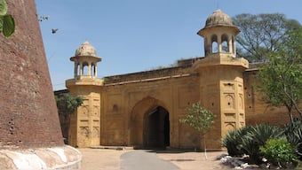A gateway into Bahadurgarh Fort 
