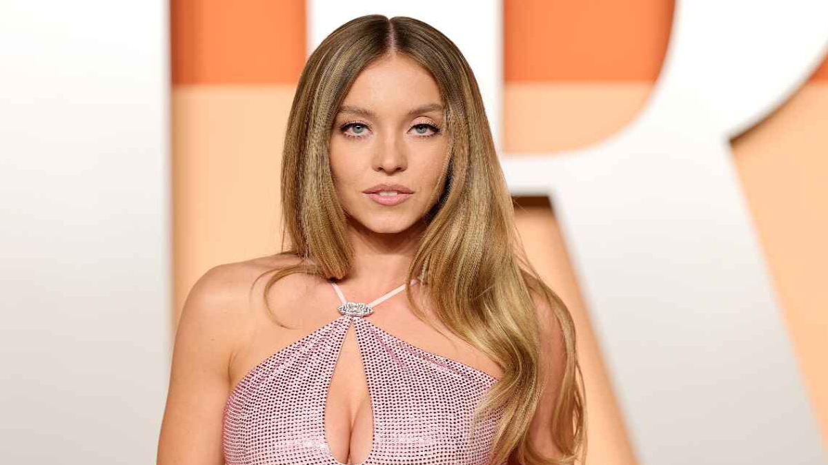 Hollywood actress Sydney Sweeney offered Bollywood film for Rs 530 crore, source says 'She was shocked at the offer first...' Hollywood actress Sydney Sweeney offered Bollywood film for Rs 530 crore, source says 'She was shocked at the offer first...'