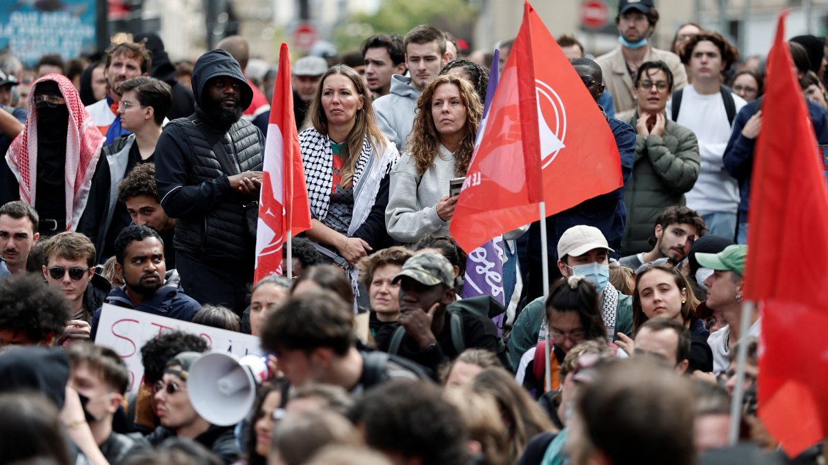 ‘Block Everything’: France arrests 200 agitators during protests over nation’s political crisis