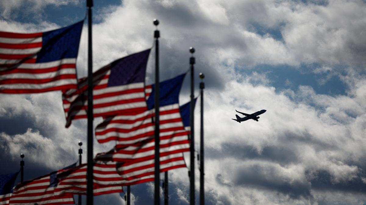 Google, Microsoft, Amazon and other US big tech firms have been sourcing foreign workers through L-1 visas for years now. Reuters Google, Microsoft, Amazon and other US big tech firms have been sourcing foreign workers through L-1 visas for years now. Reuters