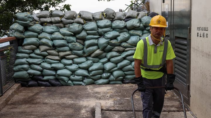 Typhoon Ragasa: Hong Kong shuts schools, flights as world’s biggest typhoon of the year closes in Typhoon Ragasa: Hong Kong shuts schools, flights as world’s biggest typhoon of the year closes in