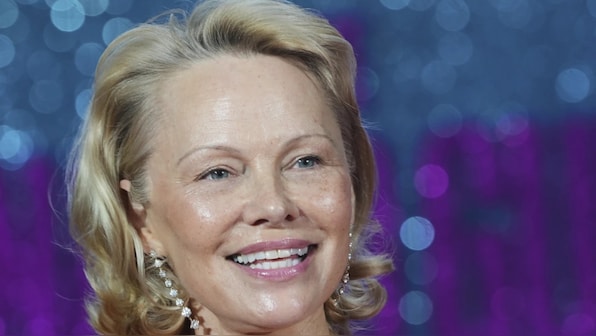 Pamela Anderson leads the way for women who choose to go makeup free