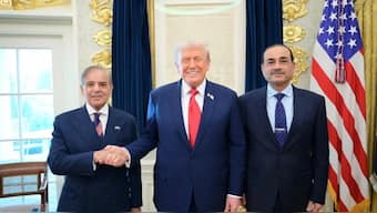 Prime Minister Shehbaz Sharif, US President Donald Trump, and Field Marshal Asim Munir pose for a photo at the White House in Washington, on September 25, 2025. X / @GovtofPakistan