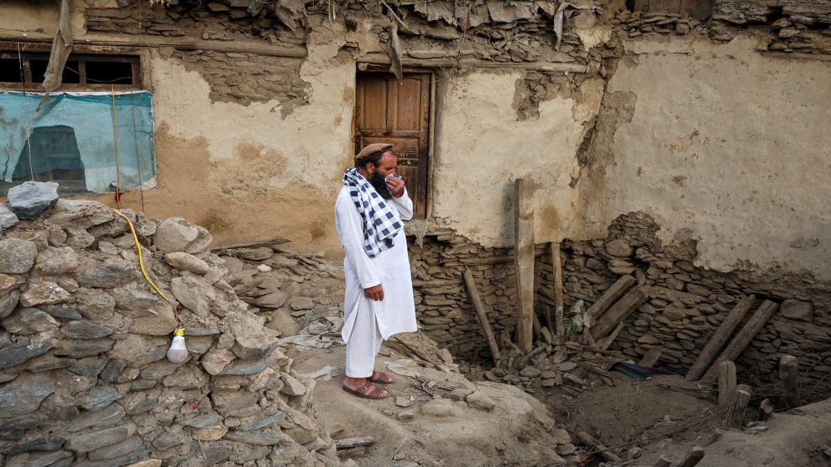 Fresh magnitude-5.5 quake strikes Afghanistan as death toll tops 1,400