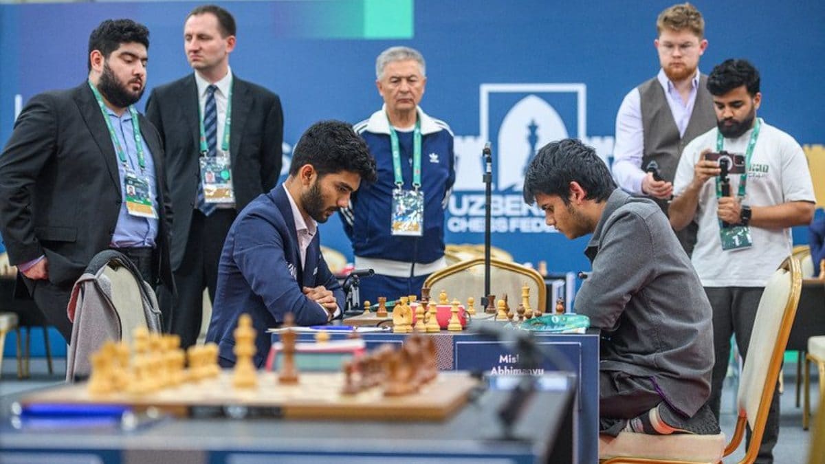<div>Abhimanyu creates chess history by beating Gukesh, becomes youngest to defeat world champion in classical: 'I am at par with them'</div>