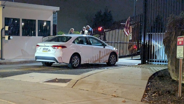 Man rams car into FBI's Pittsburgh office in 'act of terror'