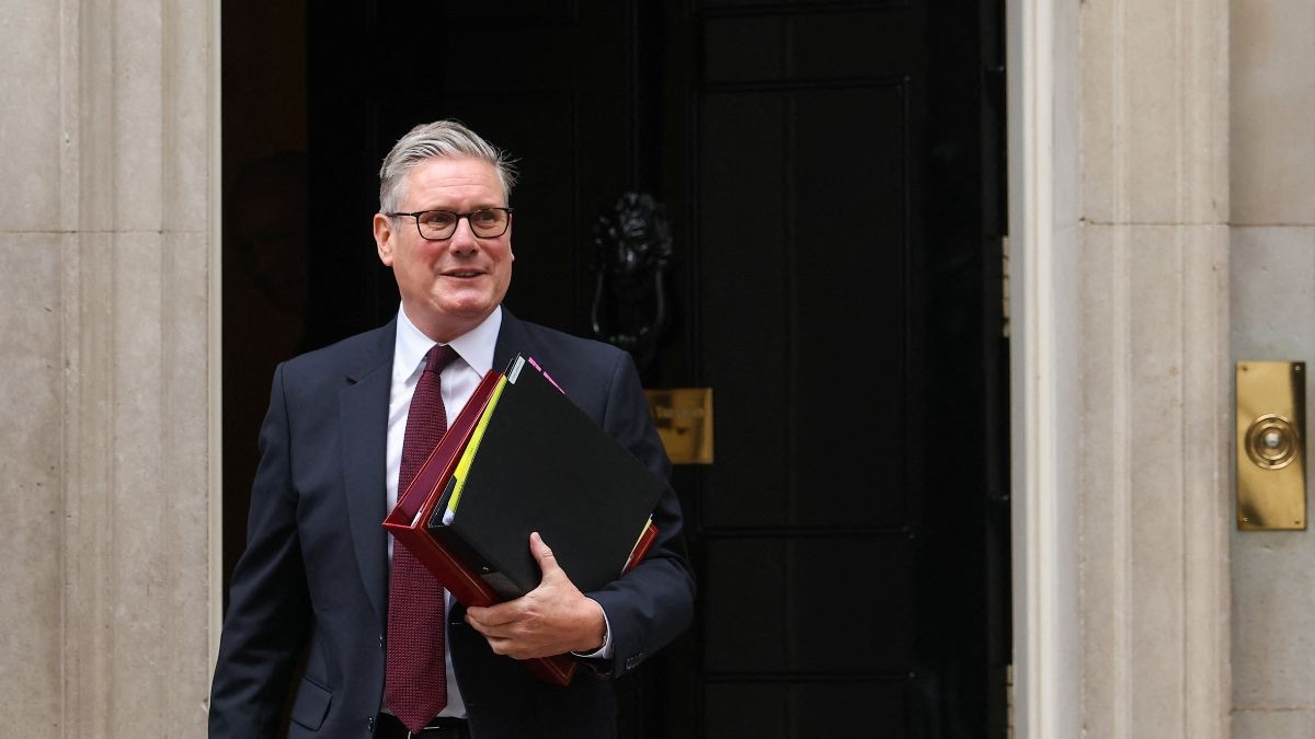 As Trump tightens visa norms, Starmer plans to drop UK visa fees to tap global talent