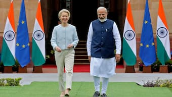 European Union (EU) chief Ursula von der Leyen and Indian Prime Minister Narendra Modi arrive for a photo opportunity ahead of their meeting at the Hyderabad House in New Delhi, India, on February 28, 2025. (Photo: Altaf Hussain/Reuters)
