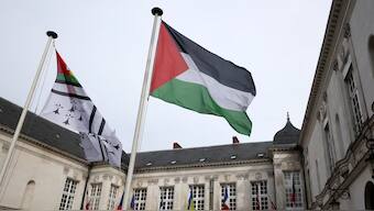 The Palestinian flag flies next to the flag of the city of Nantes in front of the town hall in Nantes, France, the day the French President is due to officially announce France's recognition of the Palestinian state at the UN General Assembly, on September 22, 2025. (Photo: Stephane Mahe/Reuters)