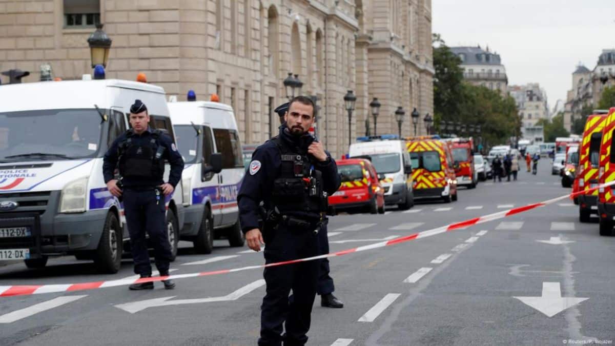 French student who stabbed teacher was fascinated by Nazis, say officials