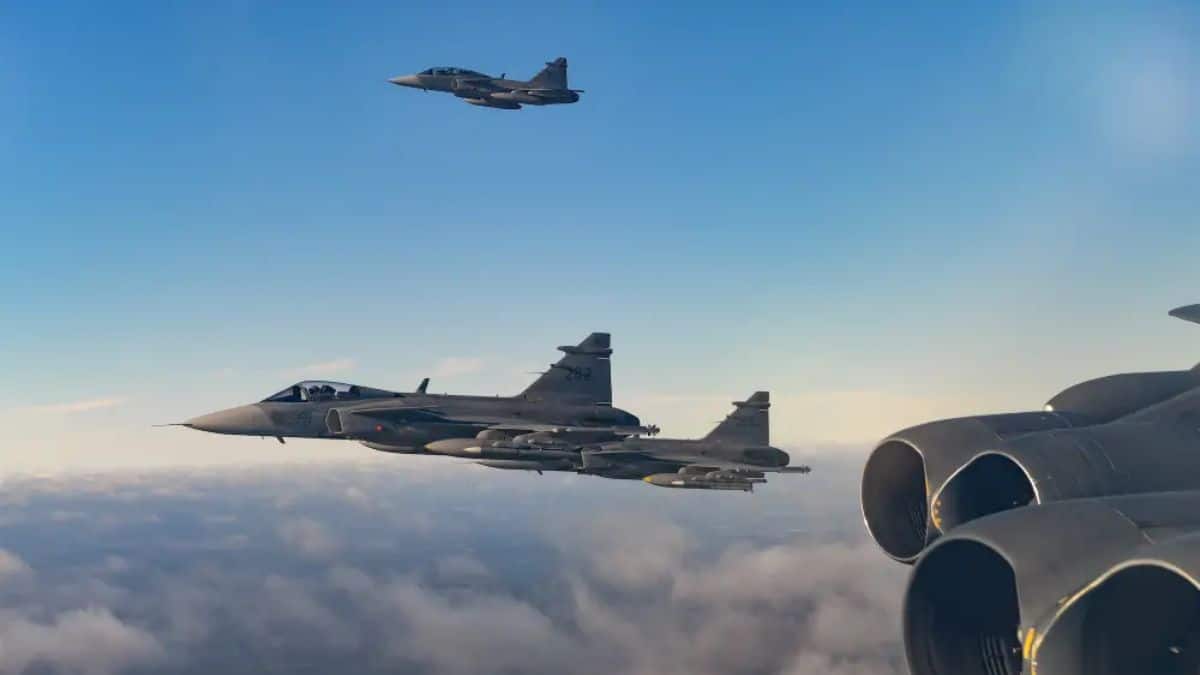 <div>Articles 4 & 5: What are Nato's obligations as Russian drones harass Europe?</div>