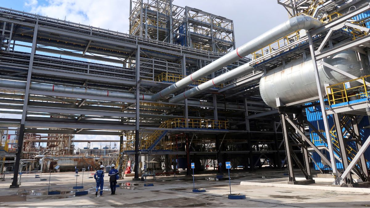 How Ukraine’s drone strikes have resulted in Russia’s biggest fuel crisis yet How Ukraine’s drone strikes have resulted in Russia’s biggest fuel crisis yet