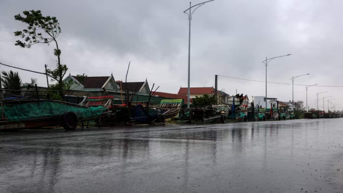 1 dead, 12 missing, Typhoon Bualoi wreaks havoc in Vietnam