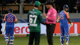 BCCI has thrown its weight behind Indian players refusing to shake hands with Pakistan team. Image: AP
