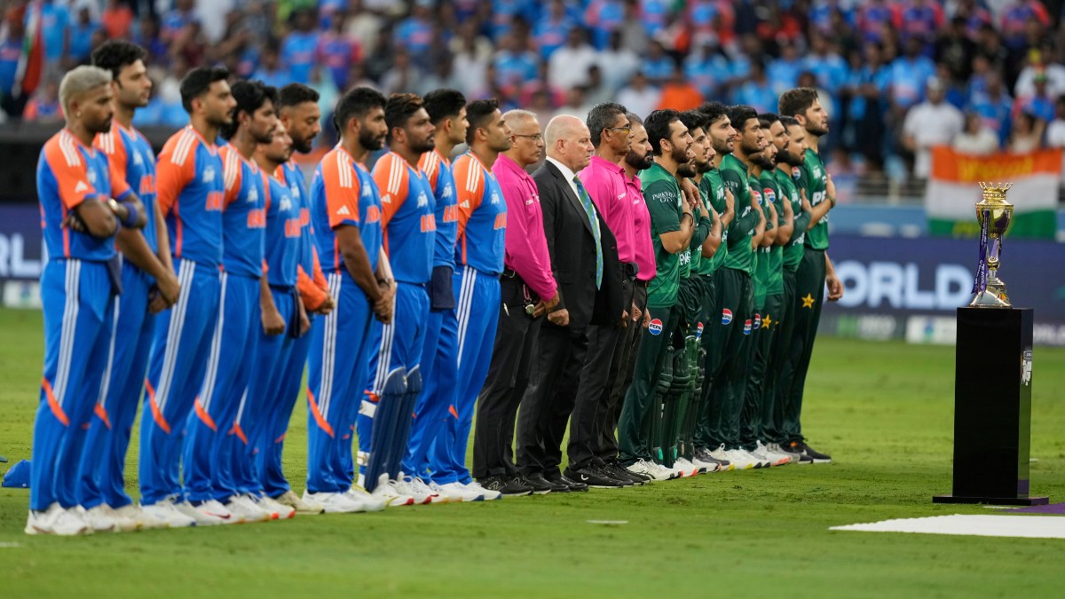 Does India face penalty for refusing to shake hands with Pakistan after Asia Cup win? Here’s what the ICC rules state Does India face penalty for refusing to shake hands with Pakistan after Asia Cup win? Here’s what the ICC rules state