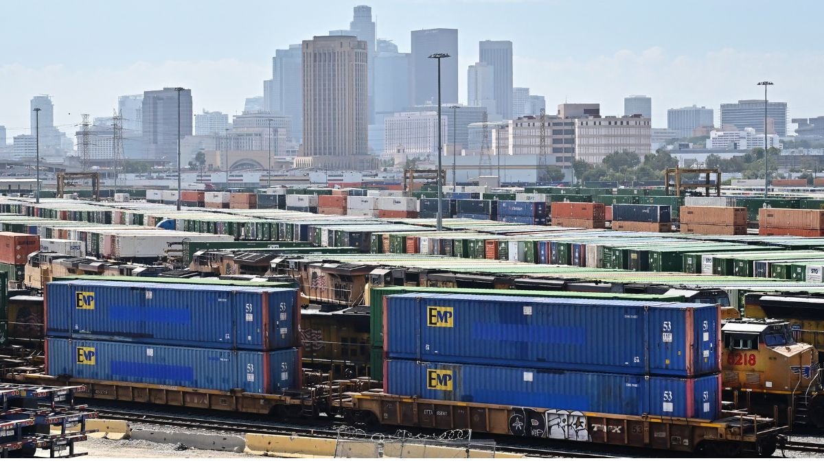 88 postal operators worldwide suspend shipment to US over tariffs: UN