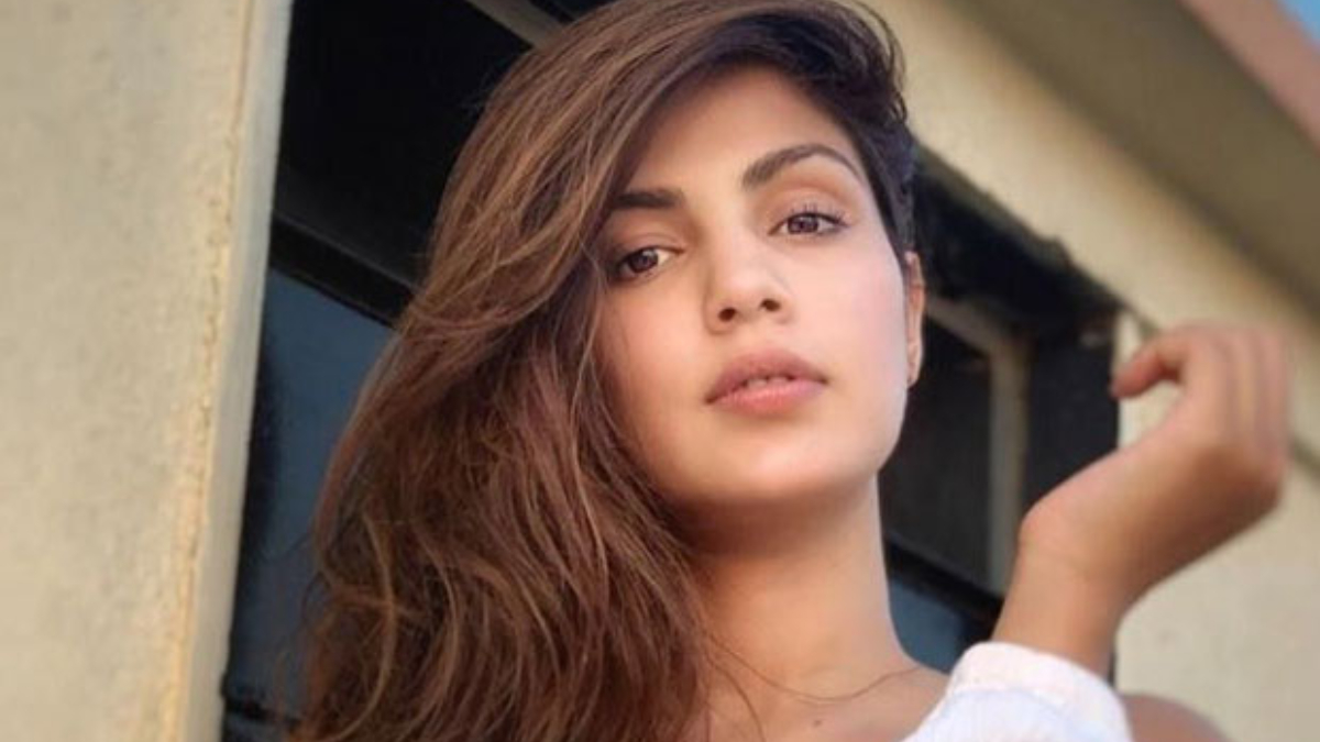 Major relief for Rhea Chakraborty in the Sushant Singh Rajput case as Bombay High Court directs NCB to return her passport Major relief for Rhea Chakraborty in the Sushant Singh Rajput case as Bombay High Court directs NCB to return her passport