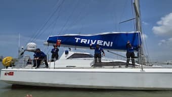 The expedition features 10 women officers from the Indian Army, Navy, and Air Force, showcasing the growing role of women in India’s armed forces. Image Courtesy: @rajnathsingh