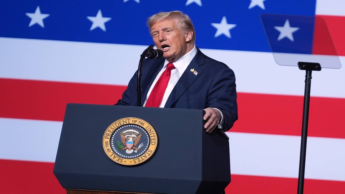 <div>'Hasn't happened for 3,000 years': Trump claims credit for settling Gaza war; repeats India-Pak ceasefire claim</div>