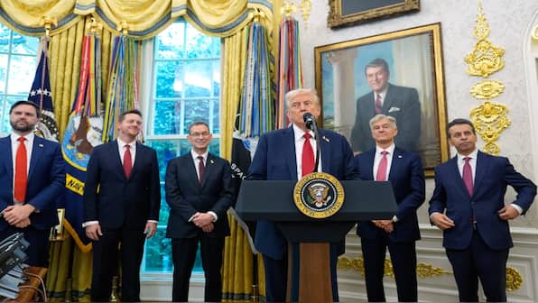 'We'll probably have a shutdown', warns Trump amid failed funding talks