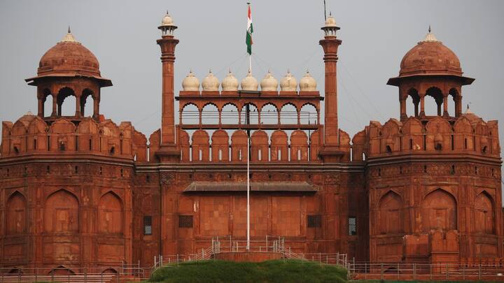 Why is Delhi’s historic Red Fort turning ‘black’ after centuries?