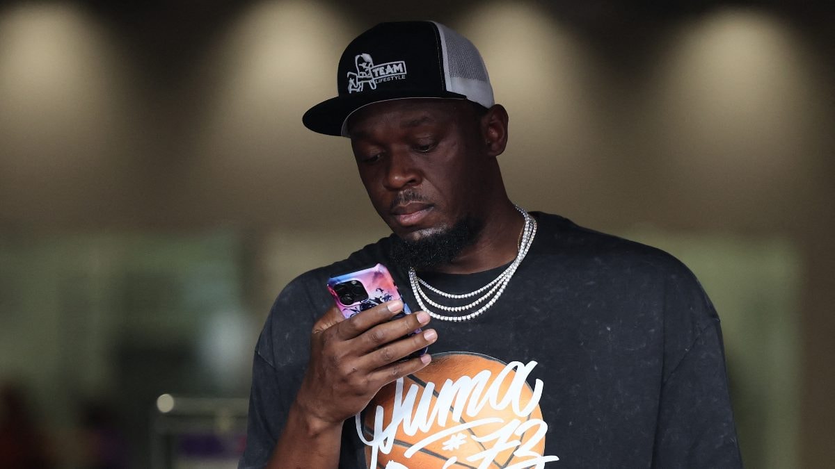 Athletics legend Usain Bolt to visit India next month for exhibition football match