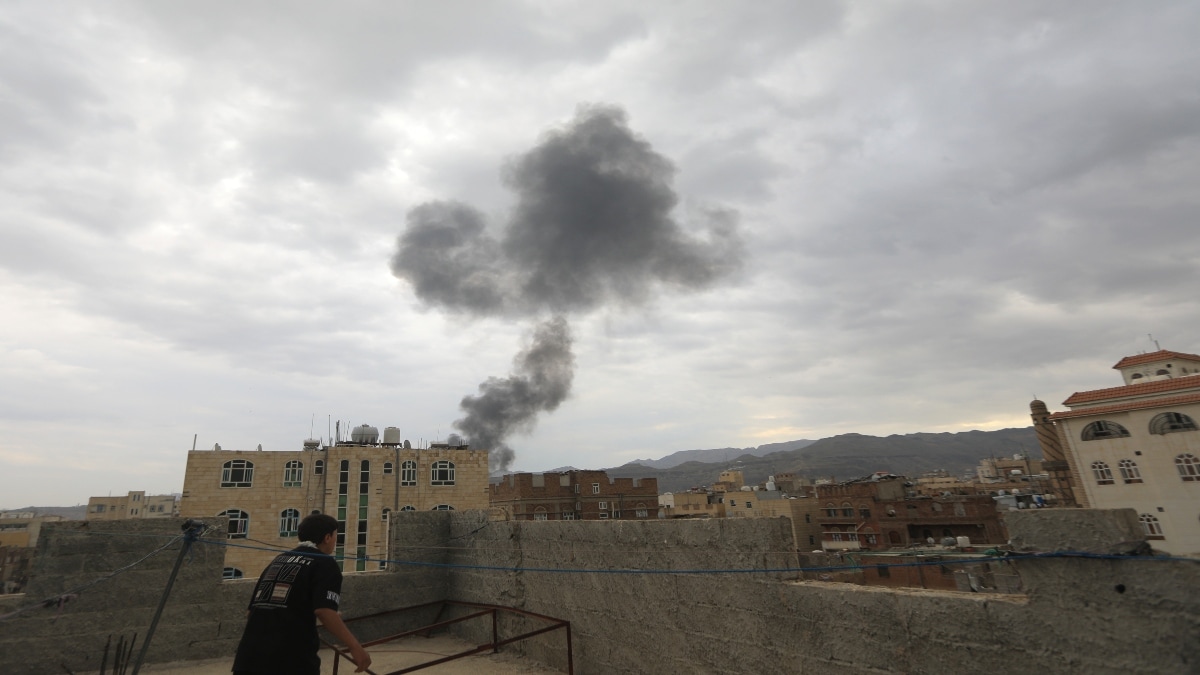 At least 9 killed, 118 Injured in Israeli airstrikes on Yemen’s Sanaa and Jawf