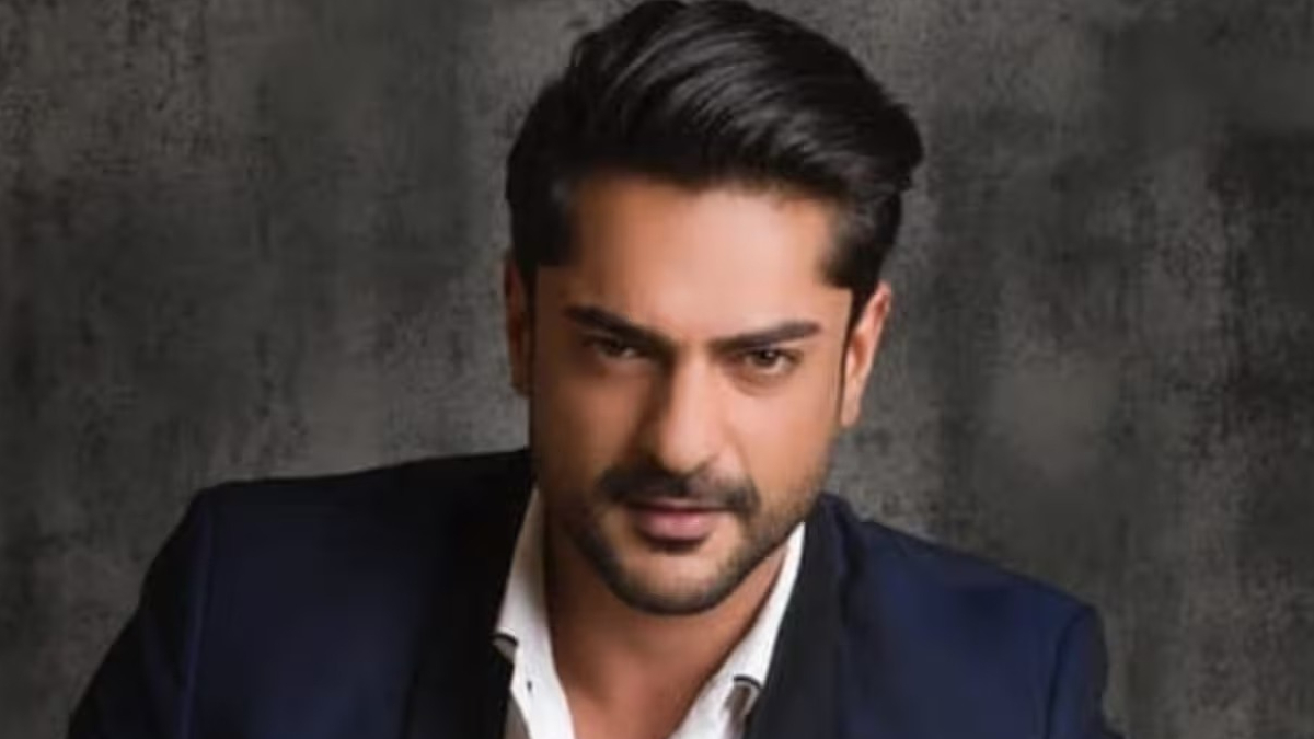 Rape case against 'Yeh Rishta Kya Kehlata Hai' fame Ashish Kapoor, Delhi police trying to find woman whose mobile was snatched by the actor Rape case against 'Yeh Rishta Kya Kehlata Hai' fame Ashish Kapoor, Delhi police trying to find woman whose mobile was snatched by the actor