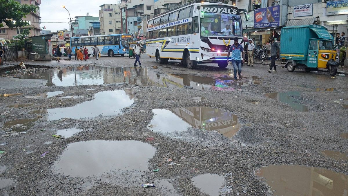 <div>'Little intent to fix them': How potholes have led the Blackbuck CEO to shut office in Bengaluru</div>