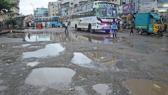 On September 16, Rajesh Yabaji, CEO of logistics unicorn BlackBuck, announced that the company had shut its office in Bellandur, along Bengaluru’s Outer Ring Road, because of the city’s crumbling infrastructure. Image courtesy: X