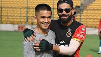 Virat Kohli and Sunil Chhetri share a close bond. Image: RCB