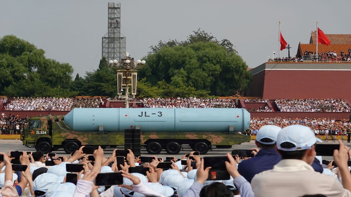 <div>Underwater drones, robot wolves and more… The high-tech weapons at China's military parade</div>