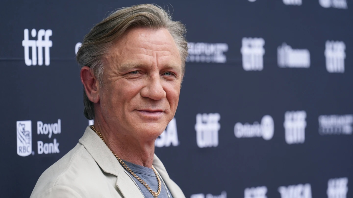 Another 'Knives Out' makes another raucous premiere at the Toronto International Film Festival Another 'Knives Out' makes another raucous premiere at the Toronto International Film Festival