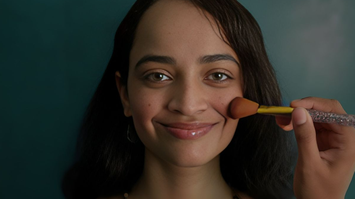 Makers drop 'Bad Girl' trailer as Venice Film Festival winner Anuparna Roy champions the film, says 'It's a powerful female story and...' Makers drop 'Bad Girl' trailer as Venice Film Festival winner Anuparna Roy champions the film, says 'It's a powerful female story and...'